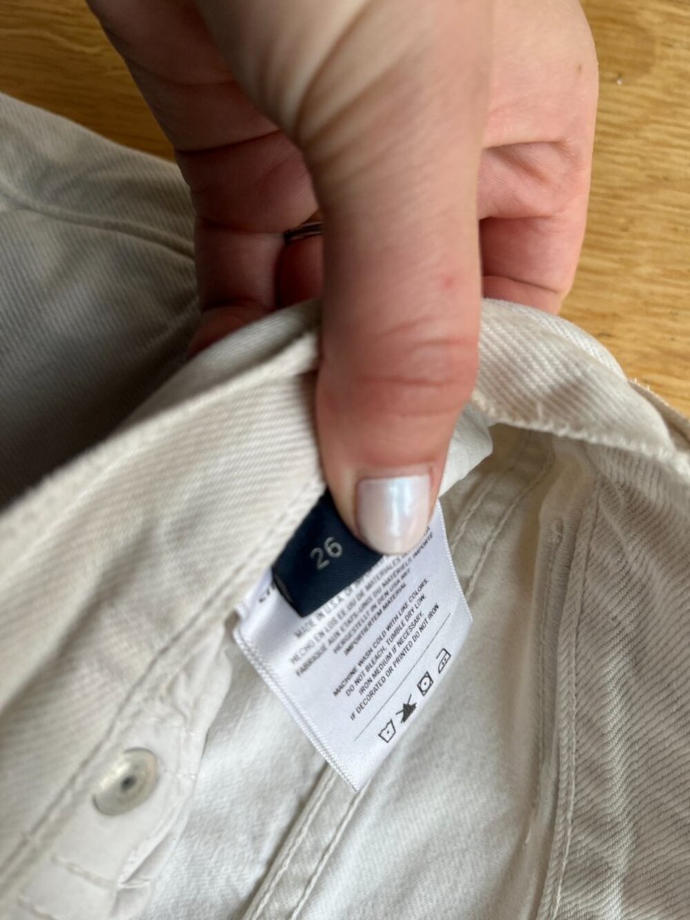 High-Rise Wide-Leg Jeans in Cream - Picture 10 of 10
